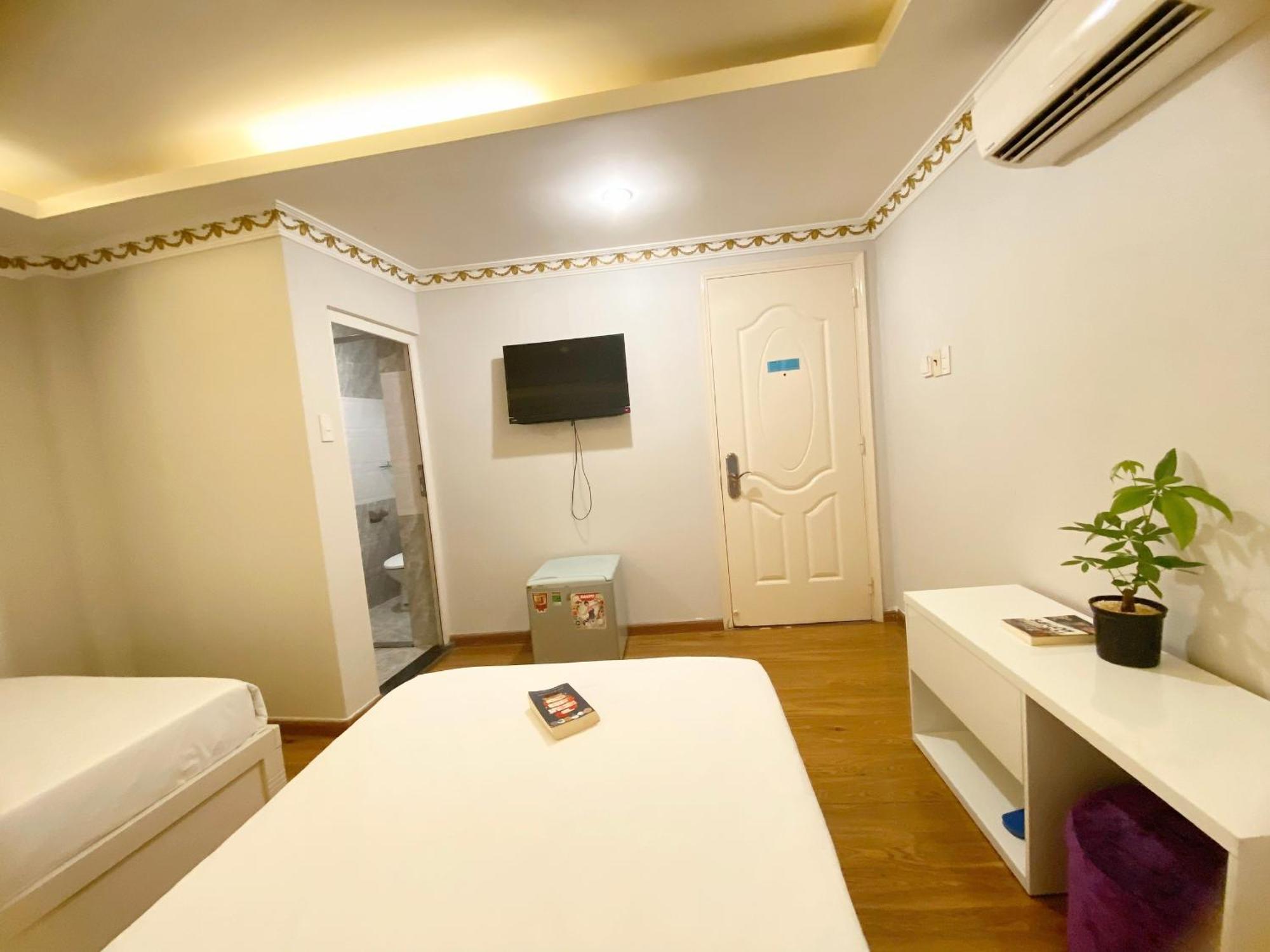 Crowne Bui Vien Hotel Ho Chi Minh City Room photo